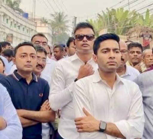 अभिषेक बनर्जी का पद छीनने की तैयारी, टीएमसी में बड़ी बगावत