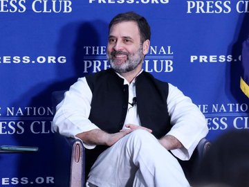 राहुल गांधी का उत्तराखंड दौरा टलने से बढ़ी कांग्रेस की राजनीतिक मुश्किलें