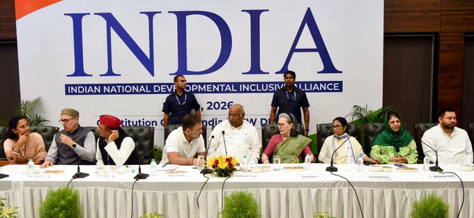 ‘सभी को साथ लेकर चलें’, INDIA गठबंधन की बैठक में सहयोगी दलों ने कांग्रेस को सुनाई खरी-खरी